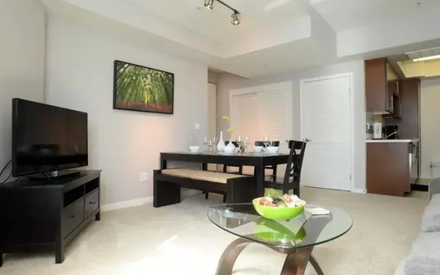 photo 3 of Beach City Suite #2