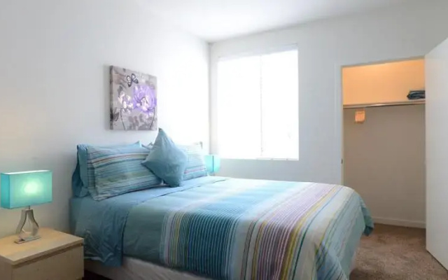 photo 3 of Beach City Suite #3