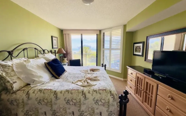 photo 3 of Beach Club Iii 1e 3 Bedroom Condo by RedAwning, North Myrtle Beach