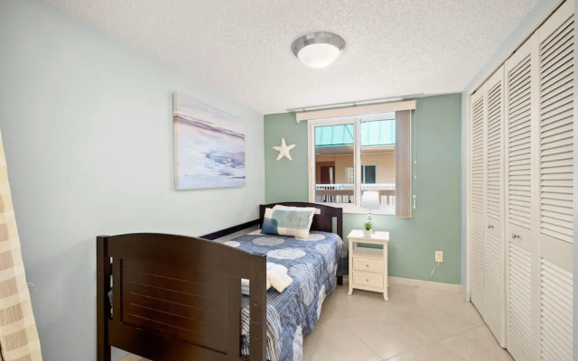 photo 2 of Beach Cottages 1504 by Distinctive Beach Rentals