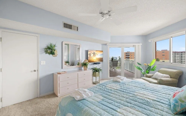 photo 3 of Beach Cottages 1504 by Distinctive Beach Rentals