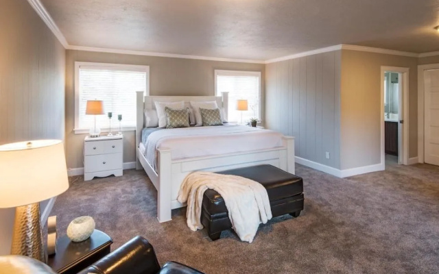 photo 5 of Beach Drive Suites