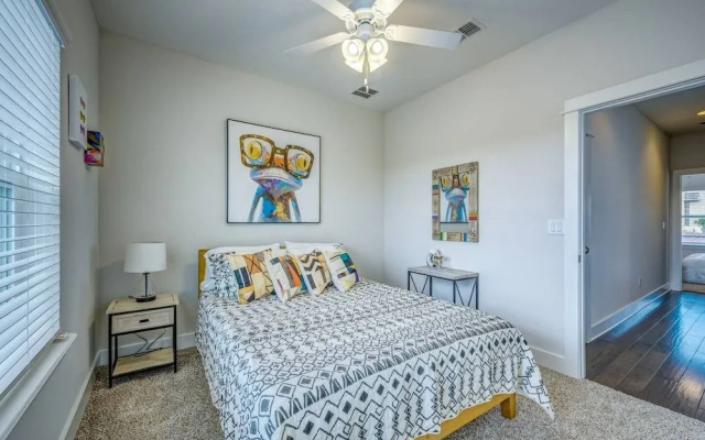 photo 2 of Beach Escape Four - Luxury Townhome