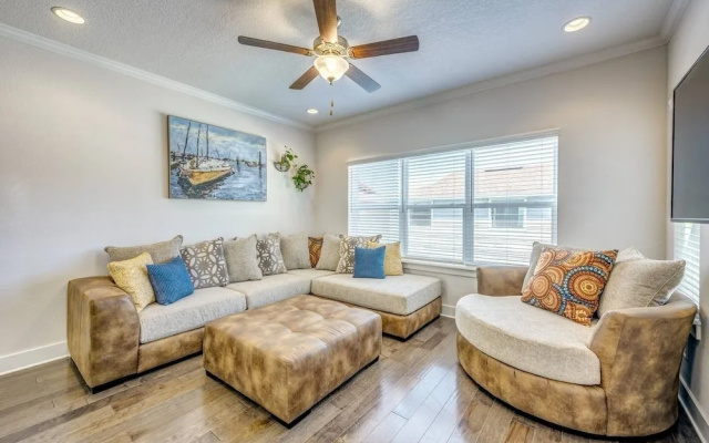 photo 3 of Beach Escape Two - Luxury Townhome