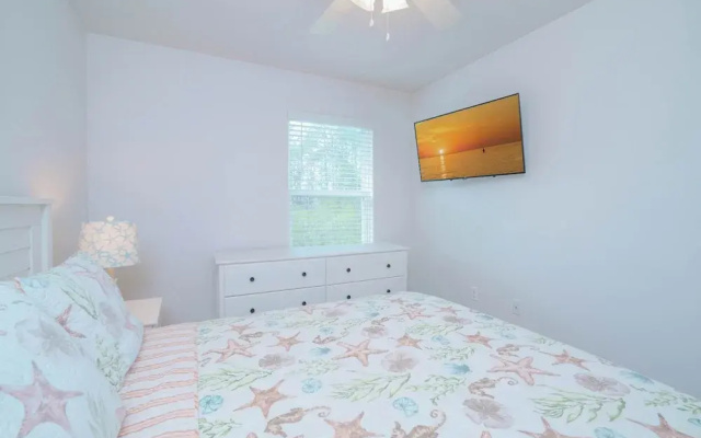 photo 2 of Beach Getaway Community Amenities!