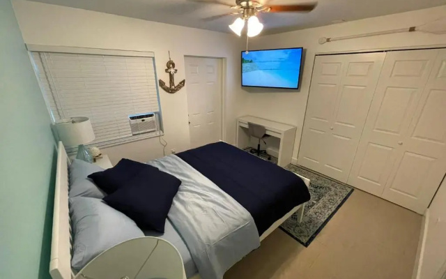 photo 5 of Beach House - 2BD 3BH - Fort Lauderdale