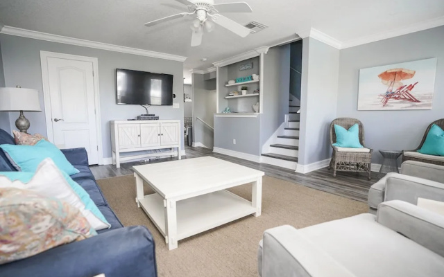 photo 2 of Beach House – Anchors Away by Panhandle Getaways