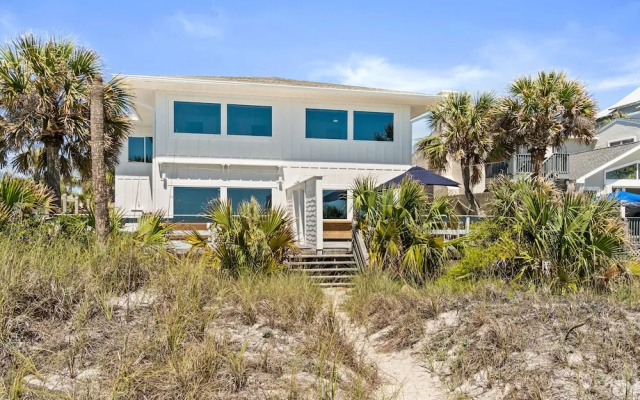 photo 4 of Beach House - Family Tides by PHG