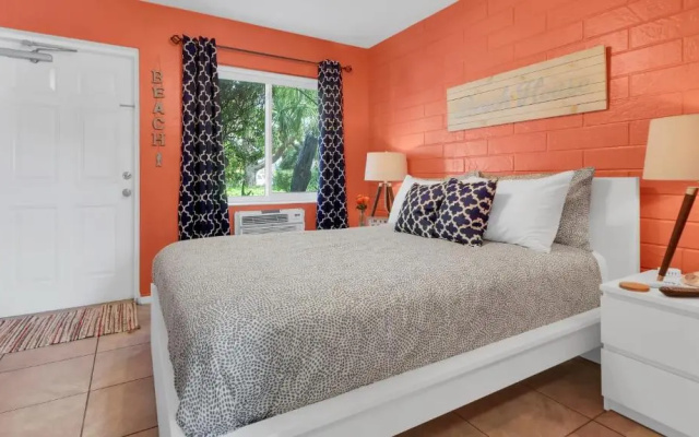 photo 4 of Beach House Hotel