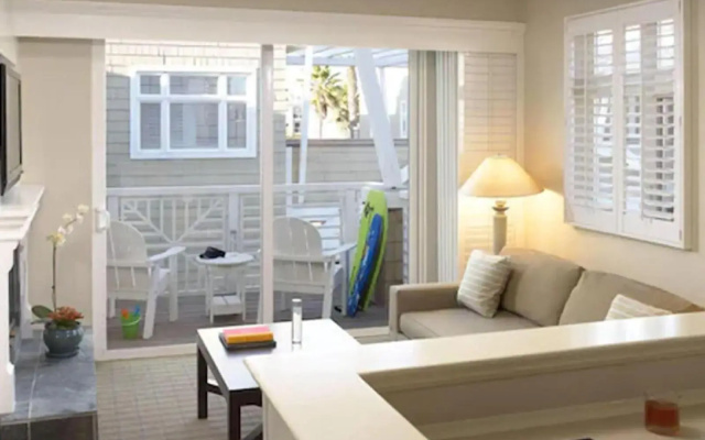 photo 4 of Beach House Hotel at Hermosa Beach
