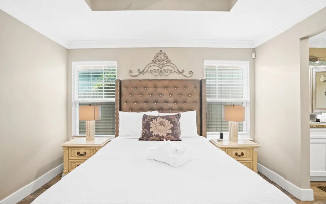 photo 3 of Beach House - Paradise on Palm By PHG