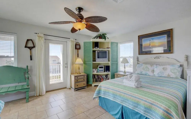 photo 2 of Beach House - Sandy Dreams by Panhandle Getaways