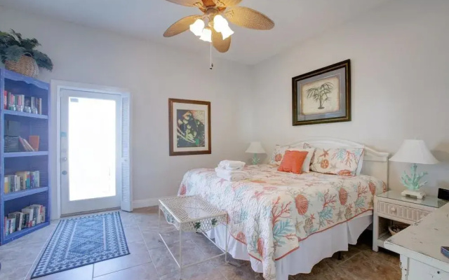 photo 4 of Beach House - Sandy Dreams by Panhandle Getaways
