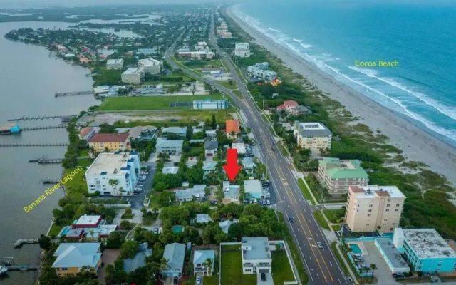 photo 4 of Beach house w/Putting Green/Game Rm/Rooftop Deck