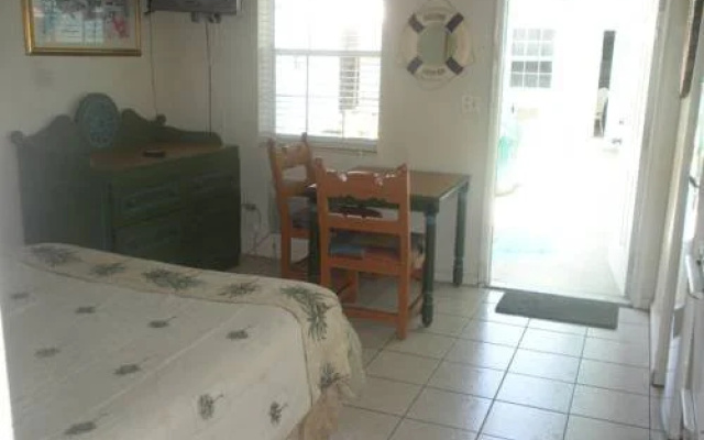 photo 4 of Hollywood Beach Inn
