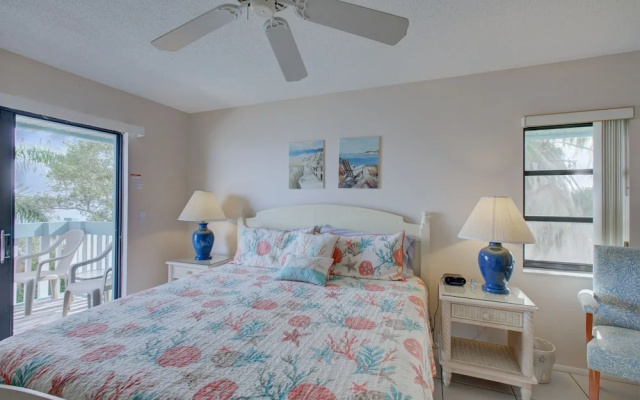 photo 3 of Beach Palms 6B by Anna Maria