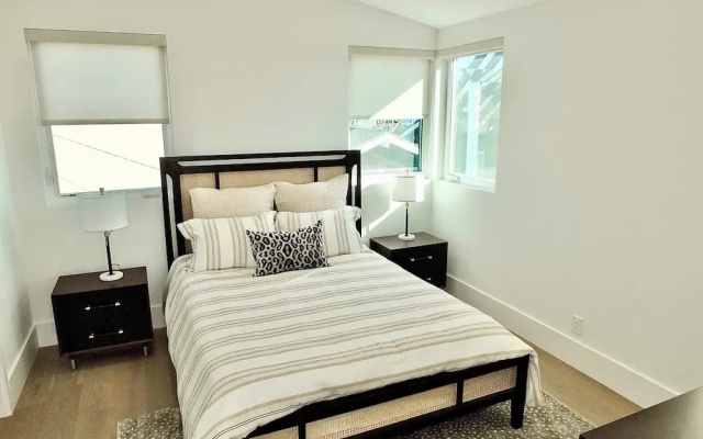 photo 3 of Beach Paradise Stunning 3-story in Long Beach!