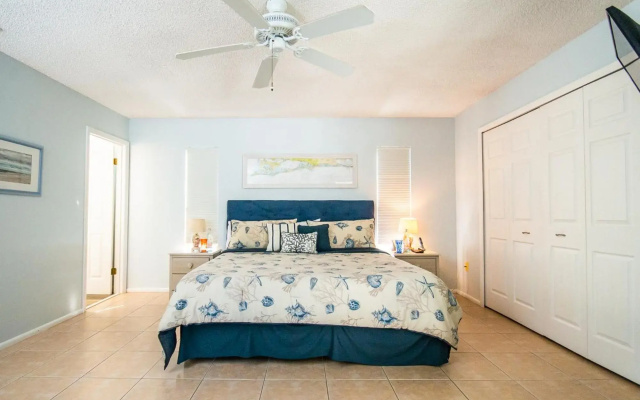 photo 4 of Beach Potato - 3404 Gulf Dr 5