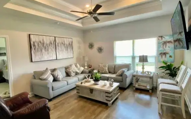 photo 2 of Beach Room, for wonderful Vacation