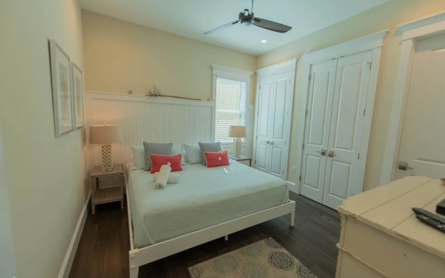 photo 4 of Beach Side Paradise Apartment 7