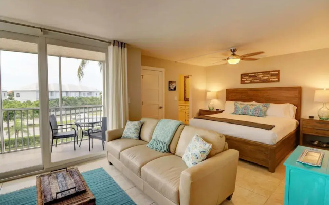 photo 3 of Beach & Tennis 4408