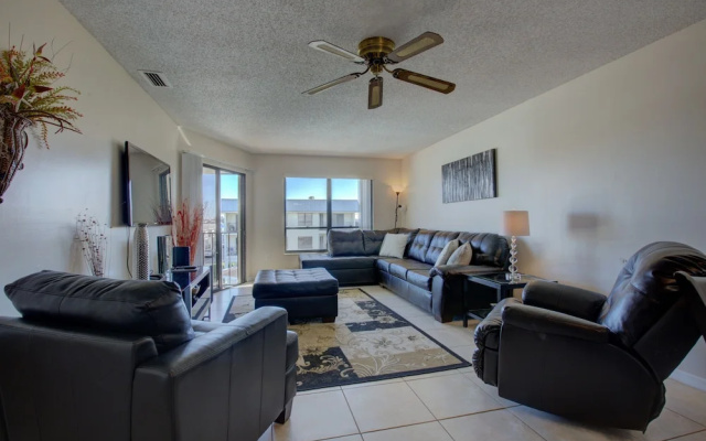 photo 2 of Beach View 207 - 2 Br condo by RedAwning