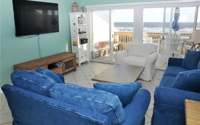 photo 3 of Beach Villa E - 3 Br condo by RedAwning