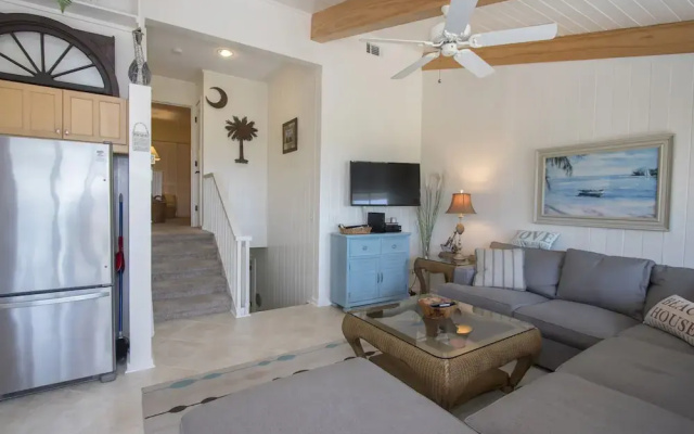 photo 3 of Beach Villas #WBV003