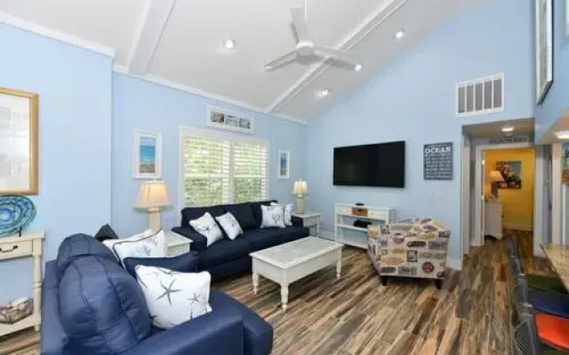 photo 2 of Beach Walker's Retreat - 5 Br Home