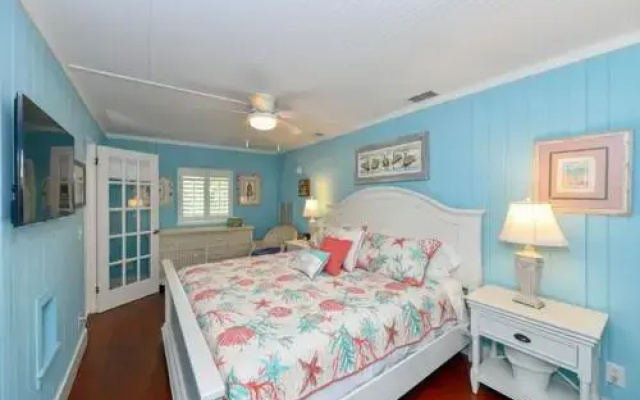 photo 3 of Beach Walker's Retreat - 5 Br Home