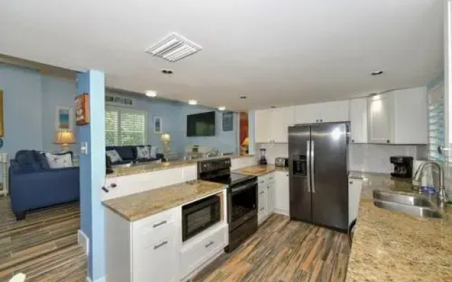 photo 4 of Beach Walker's Retreat - 5 Br Home