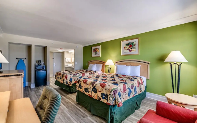 photo 3 of Beachcomber Inn