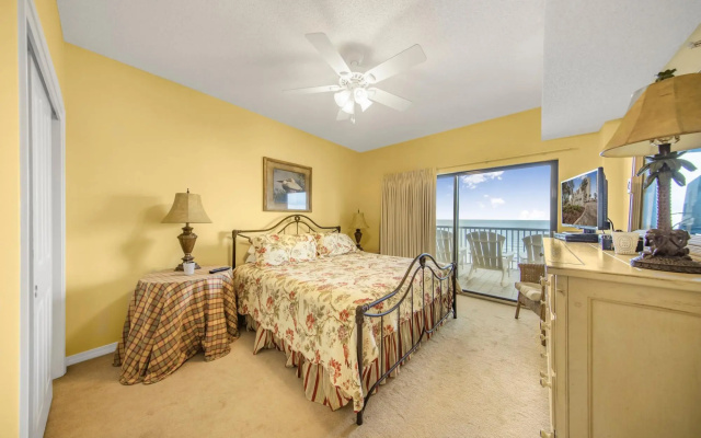 photo 2 of Beachfront condo with wraparound balcony & pools