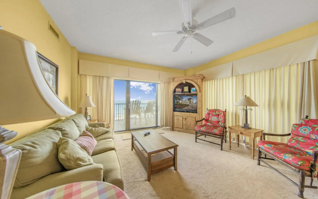 photo 3 of Beachfront condo with wraparound balcony & pools