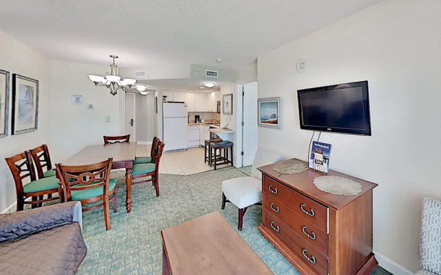 photo 2 of Beachfront Getaway W/ Pools, Hot Tubs & Lazy River 2 Bedroom Condo
