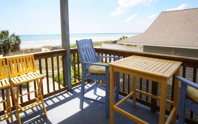 photo 2 of Beachmaster 201 by RedAwning