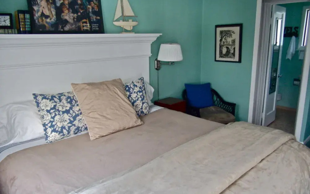 photo 2 of Beachside Inn