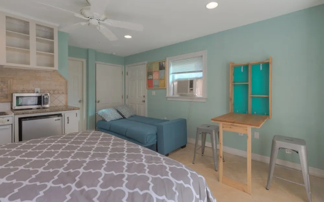 photo 2 of Beachside Studio With Mini Kitchen - Sleeps 2