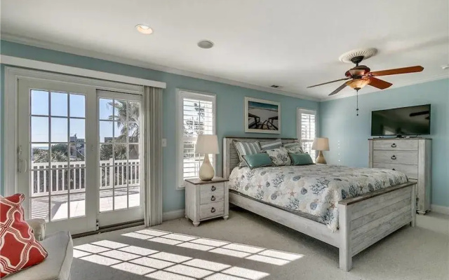 photo 3 of Beachwalk III - 4 Br home by RedAwning
