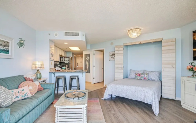 photo 5 of Steps to Boardwalk: Condo w/ Pool in Myrtle Beach
