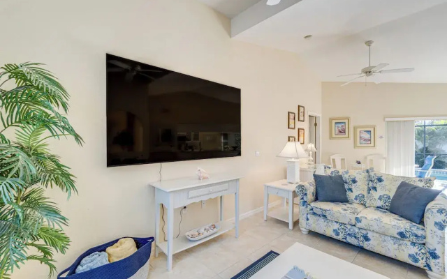 photo 5 of Beachy Port Charlotte Home w/ Hot Tub & Pool!