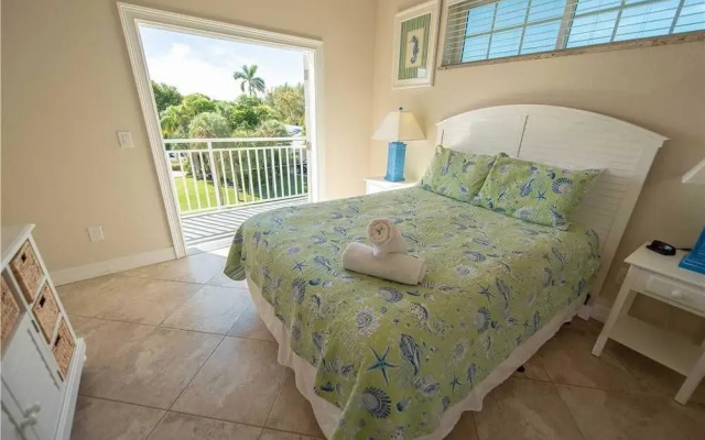 photo 3 of Beachy Villa Vista Apartment 5