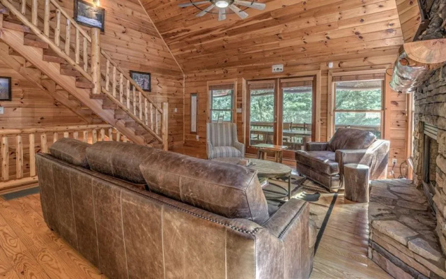 photo 2 of Bear Creek Cabin by Escape to Blue Ridge