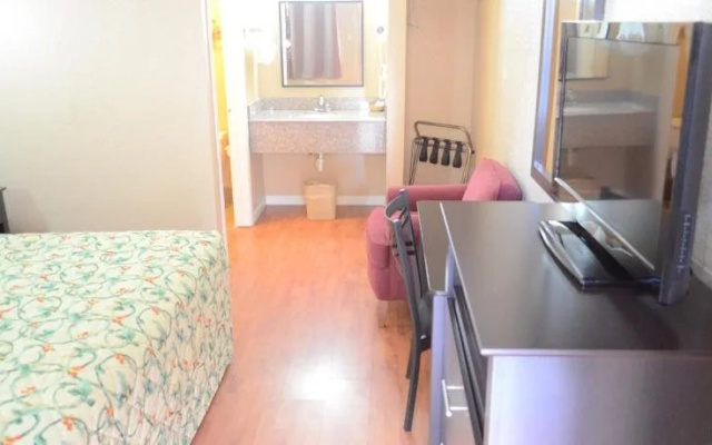 photo 5 of Bear Creek Inn