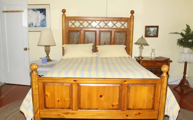 photo 5 of Bear Flag Inn