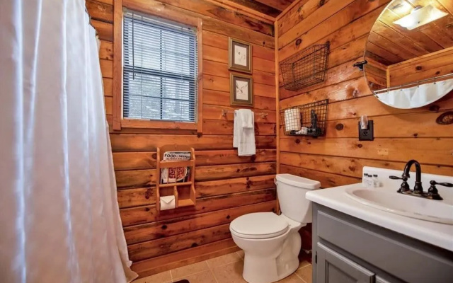 photo 5 of Bear Hug Lodge - Charming Cabin In Coosawattee River Resort - Pet Friendly