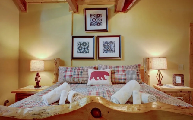 photo 5 of Bear Paw Lodge - 3 Br Cabin