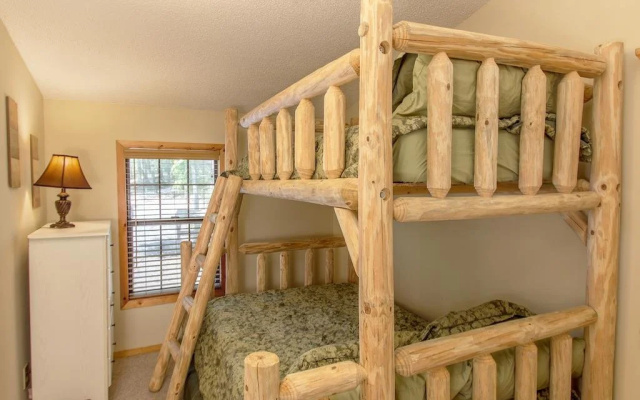photo 4 of Bearadise Retreat Cabin