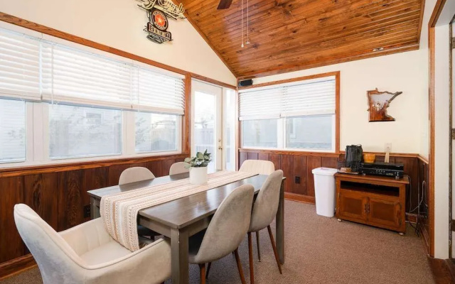 photo 5 of Beard Avenue Bungalow!