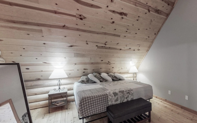 photo 2 of Bearfoot Chalet